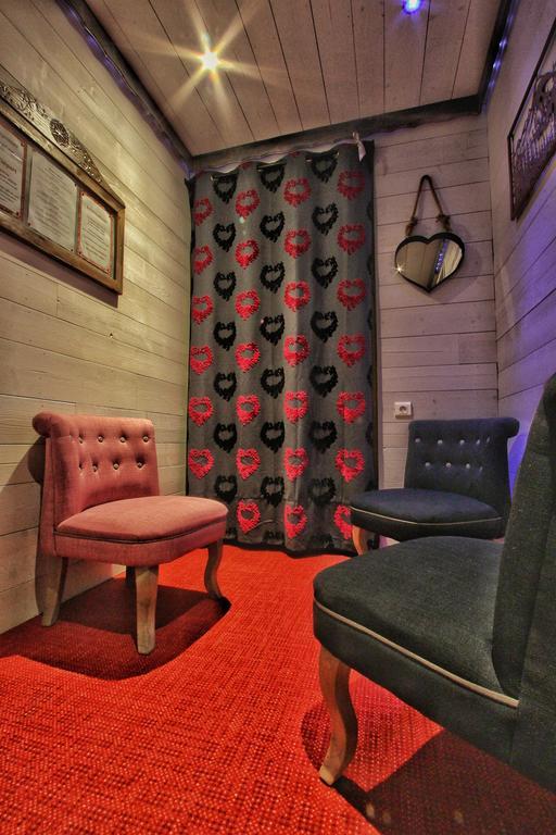 Hotel Le Pelvoux แซ็ง-มาร์แต็ง-เดอ-แบลวีย์ ภายนอก รูปภาพ